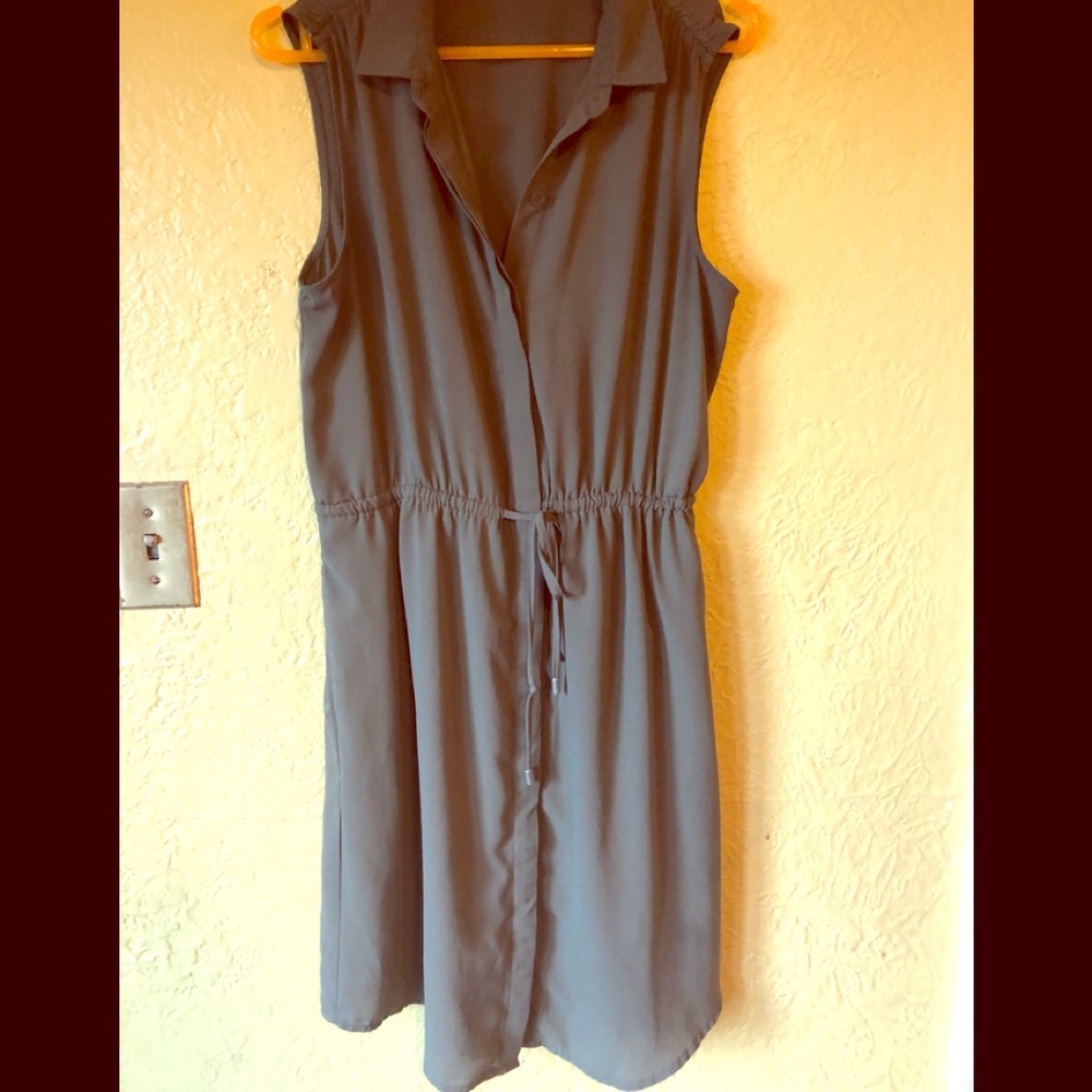 Button down dress-Silky army green w tie-waist med